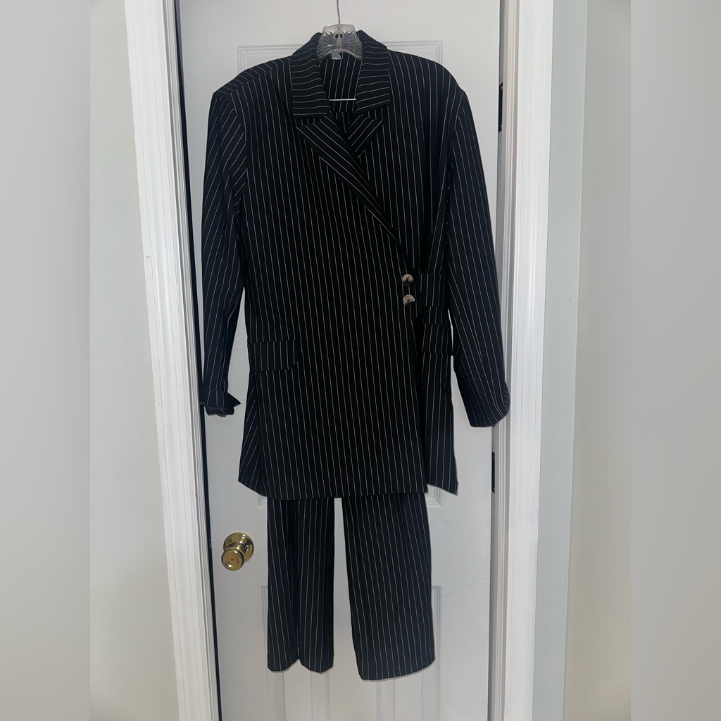 Noli Black Pinstripe Blazer And Pants Set